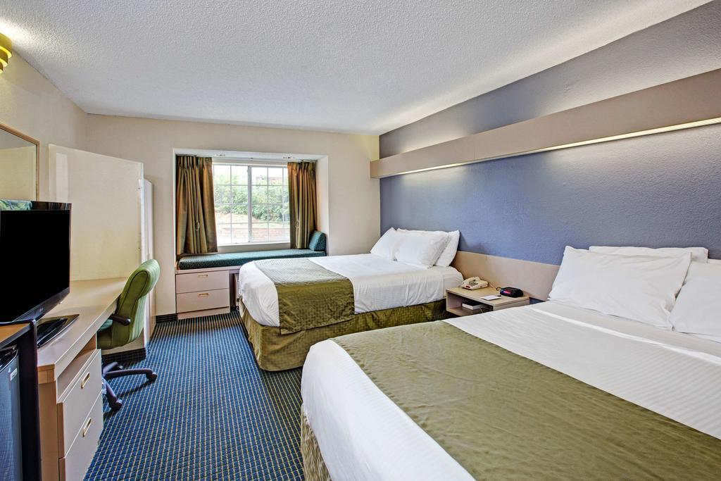 Microtel Inn & Suites By Wyndham Statesville Exterior foto